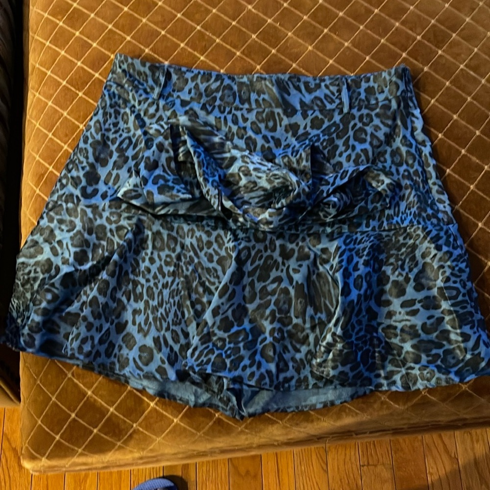 Glam Blue Leoprad Skater Skirt w Belt Size Large